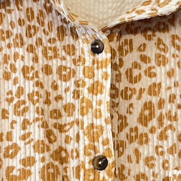 Live To Be Spoiled Leopard Print size XS - Picture 8 of 10